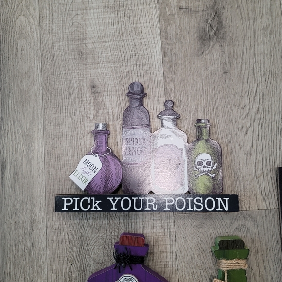 Halloween potion decorations. Wooden potion wooden signs. Witch hocus pocus - Picture 3 of 6